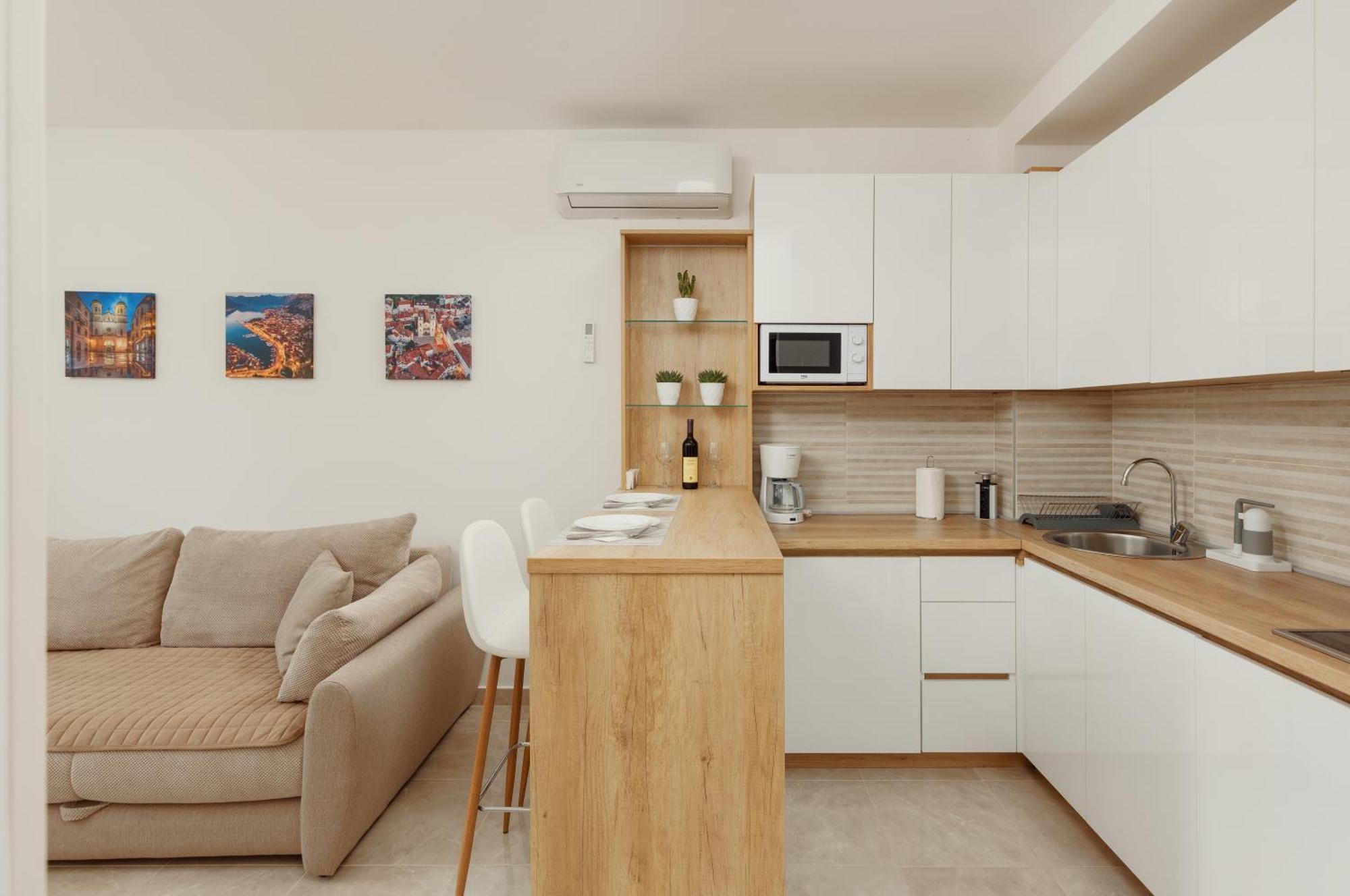 Dm Apartments Kotor Exterior photo